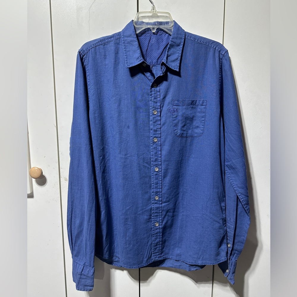 Individual Linen blend button down shirt European L. in great condition.